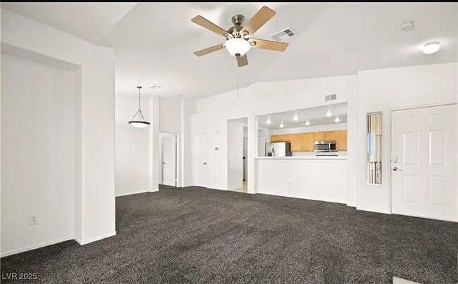 Building Photo - 913 Duckhorn Ct