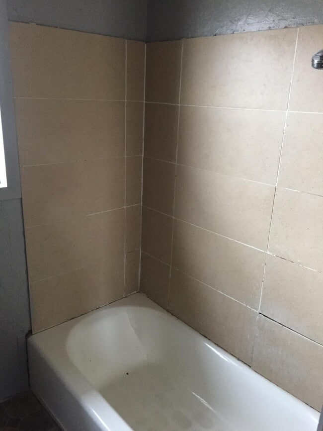 Photo - 3201 NE 20th St House