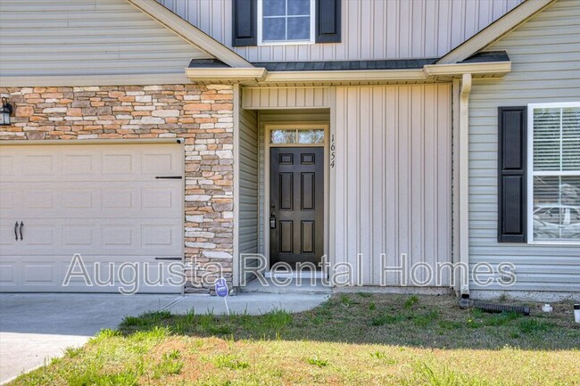 Building Photo - 1654 Goshen Rd
