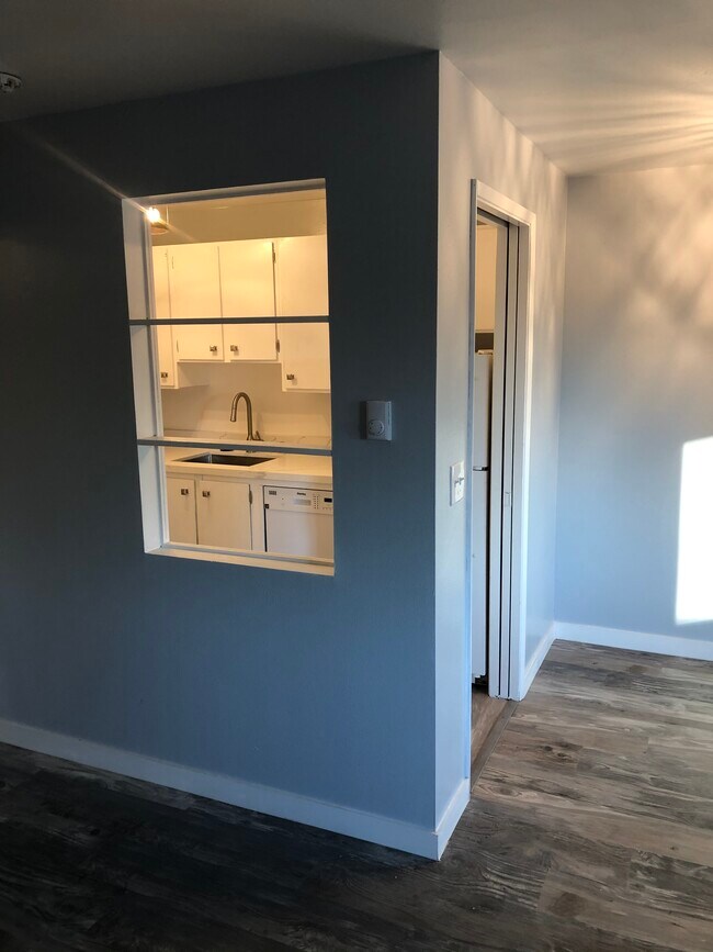 Foto del edificio - 2322 N 134th St