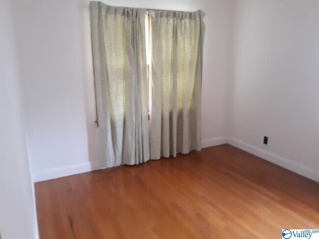Foto del edificio - 1201 Mckinley Ave NE