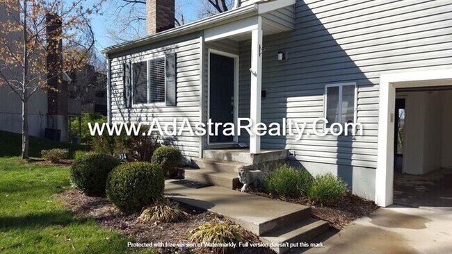 Foto del edificio - Beautiful Remodeled South KCMO Townhome-Av...