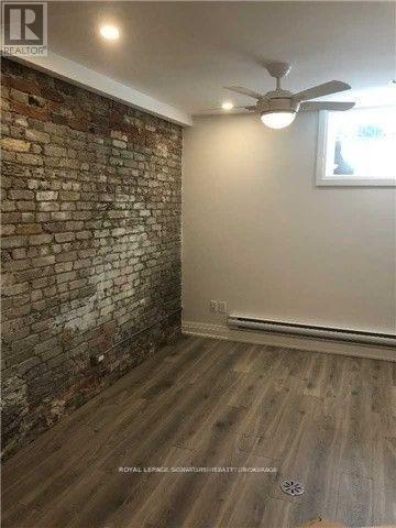 Building Photo - 92 Mitchell Ave