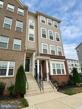 Building Photo - 5964 Forum Sq