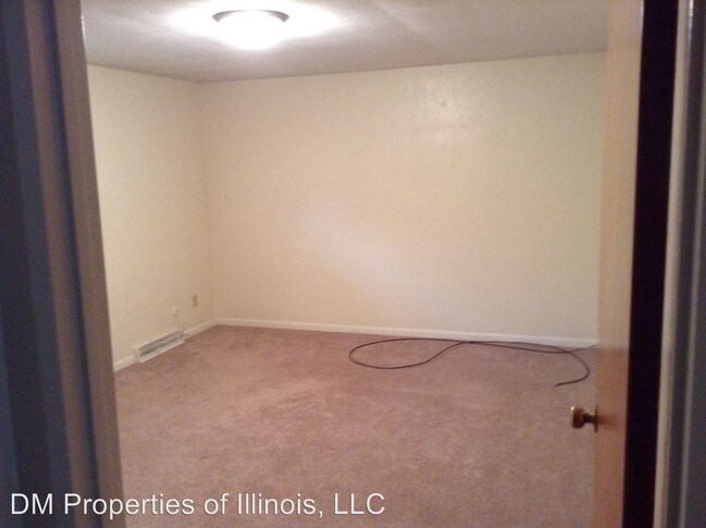 Building Photo - 212 E Oak Cliff Ct