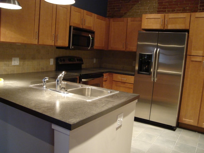 Building Photo - 425 N Prince St