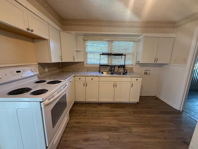 Building Photo - 2125 Cedar Crest Dr