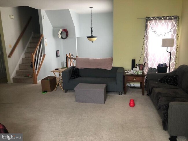 Foto del edificio - 44232 Mossy Brook Square