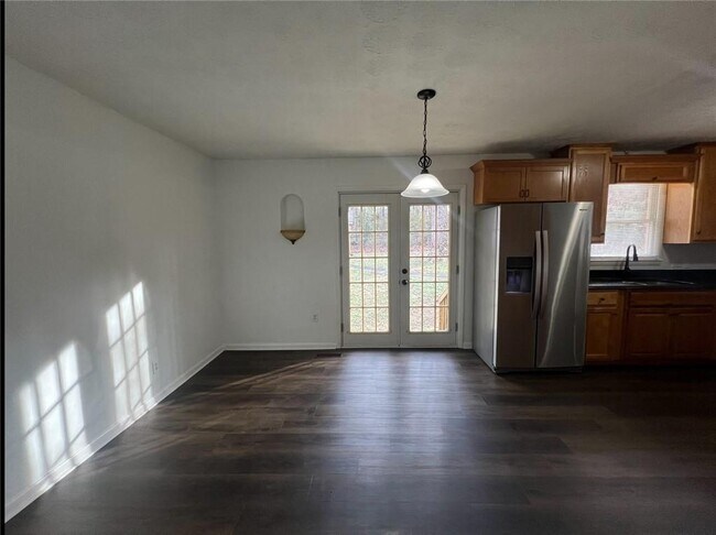 Building Photo - 3766 Renee Cir
