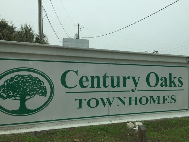 Photo - 3 Bedroom Gulfport Townhouse