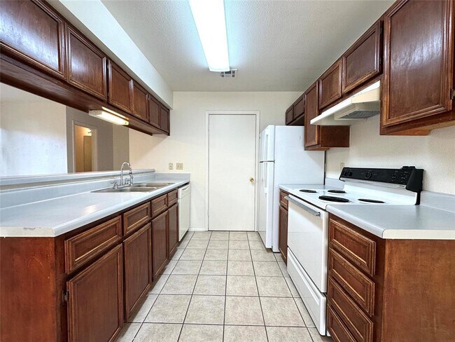 Foto del edificio - 2203 Creekside Ln