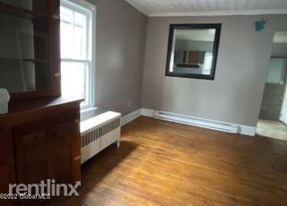Building Photo - 1 br, 1 bath House - 4 Division St