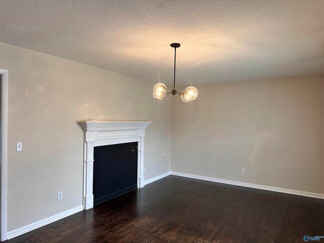 Foto del edificio - 326 Drake Ave SW