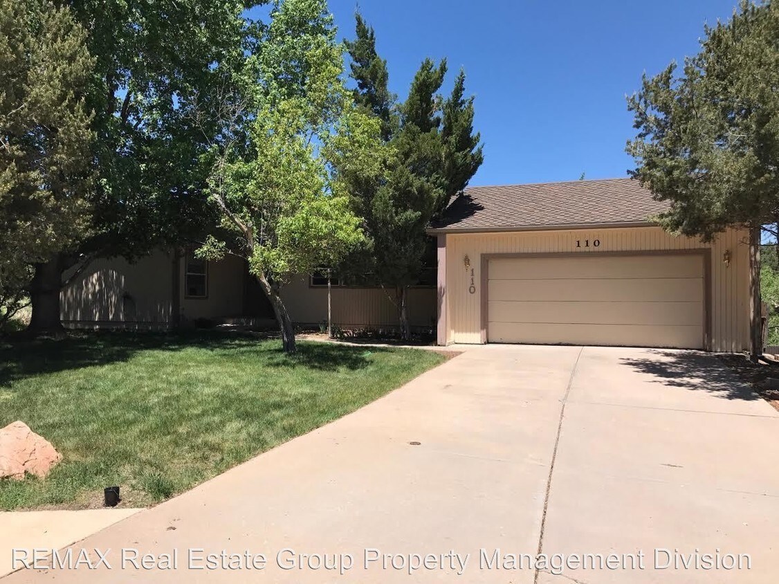 Foto principal - 110 Fox Hill Ln