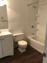 Building Photo - Branson Creek Commons