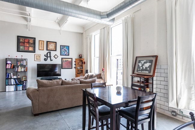 Foto del interior - 1136 Washington Ave