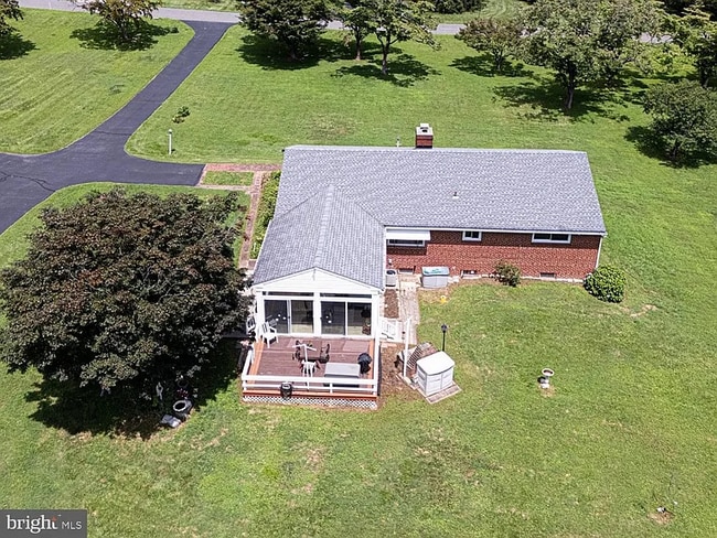 Foto del edificio - 1090 Wilson Ave