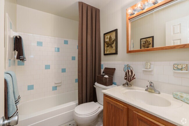 1 Bedroom Apartment - Southgate Apartments & Townhomes