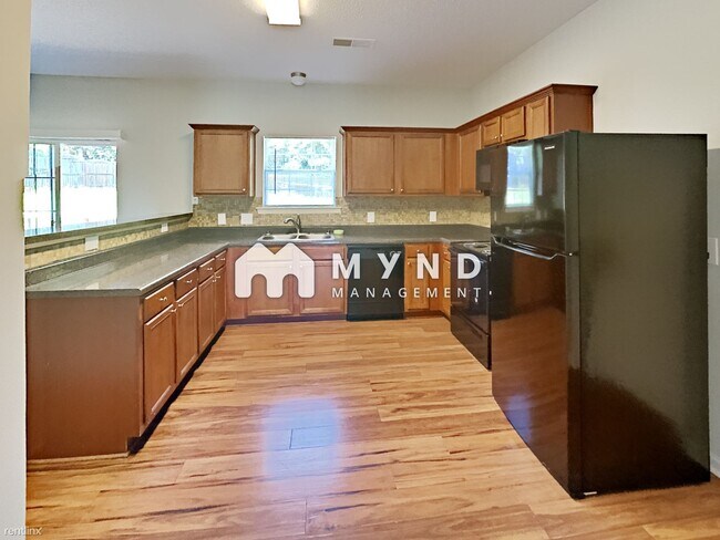 Building Photo - 5 br, 3 bath House - 6384 Polar Fox Ct