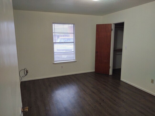 Foto del edificio - 622 Mill St
