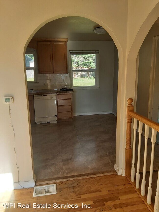 Building Photo - 3 br, 2 bath House - 14928-5th Ave NE