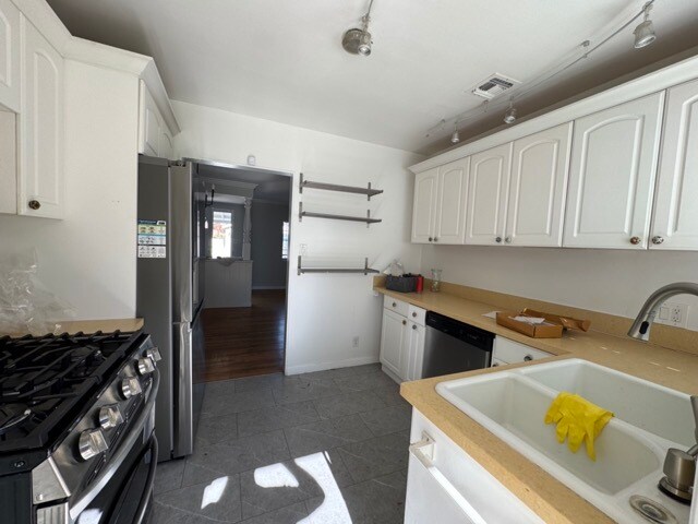 Foto del edificio - 18020 Collins St