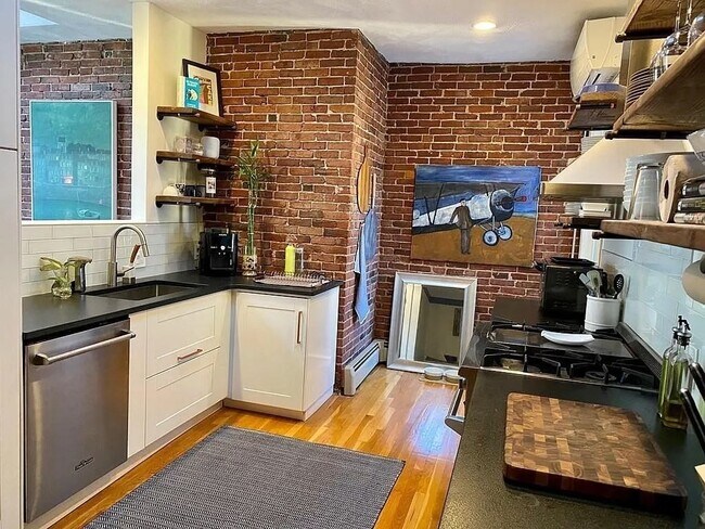 Foto del edificio - 246 Hampshire St