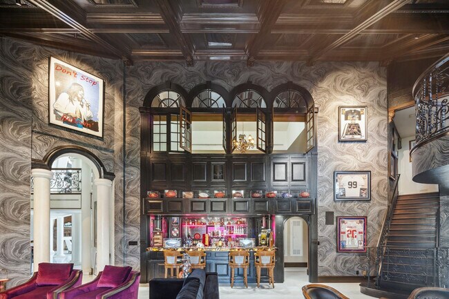 Foto del edificio - 3100 NE 46th St