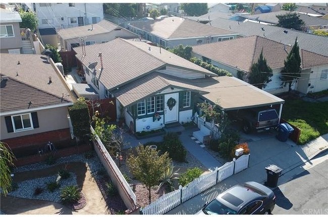Building Photo - 1736 254th St