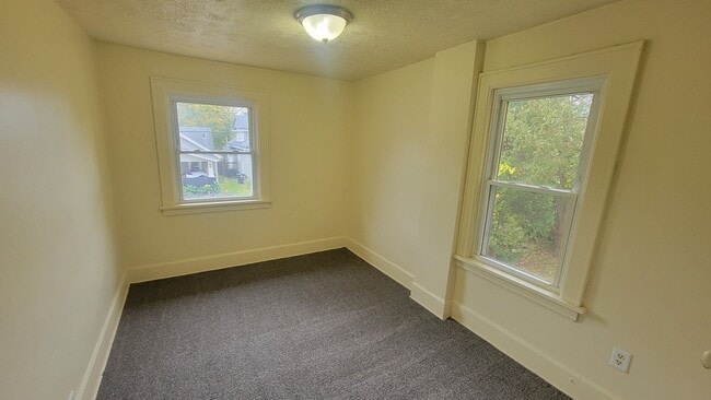 Foto del edificio - 955 Concord Ave