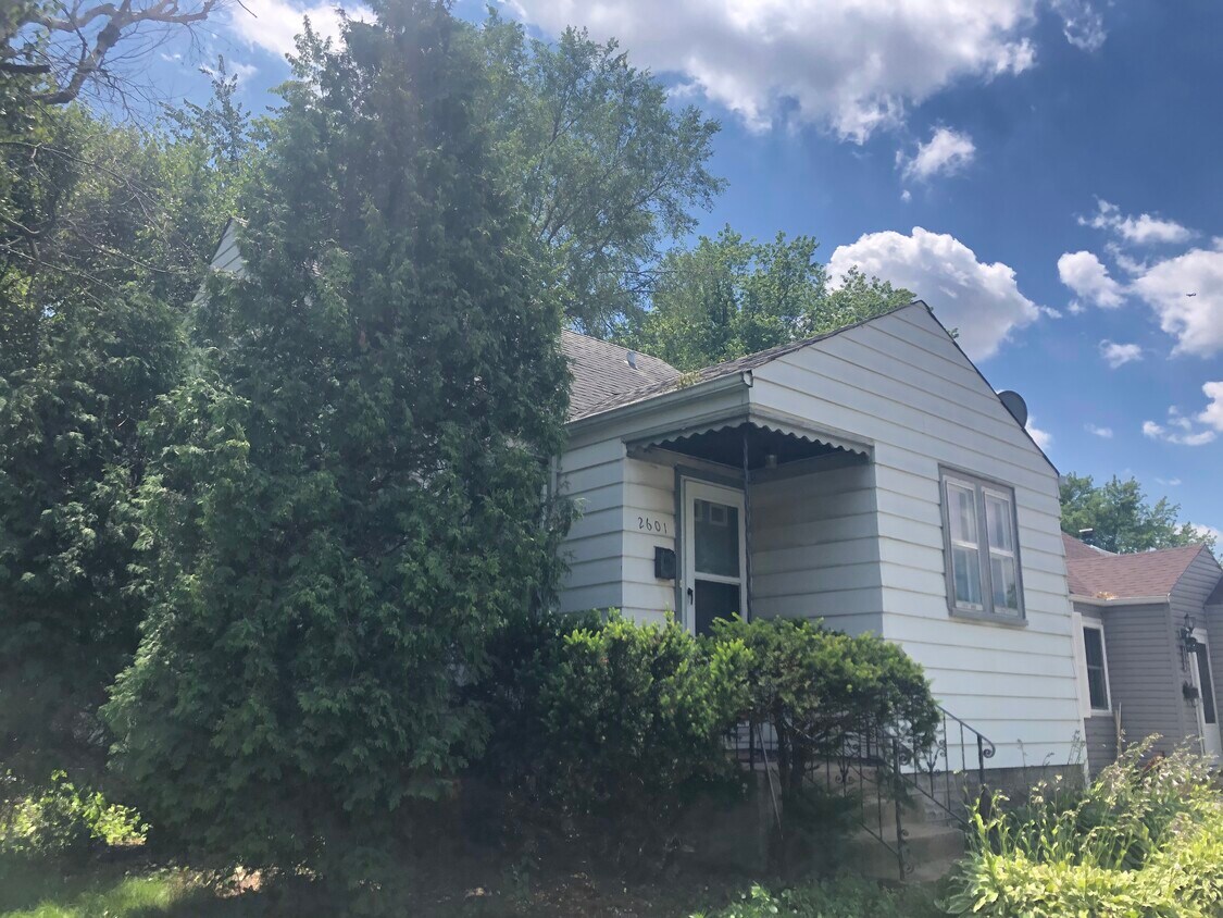 2601 89th W St, Evergreen Park, IL 60805 House Rental in Evergreen