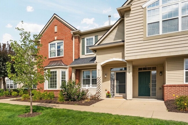 Building Photo - 713 Abbington Ct