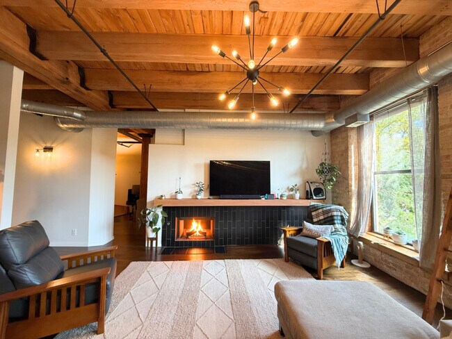 Foto del edificio - 2511 W Moffat St