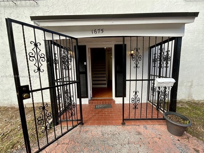 Building Photo - 1675 W 68th St