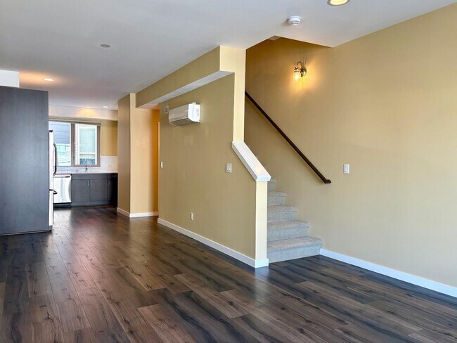 Foto del edificio - 2407 S Holgate St