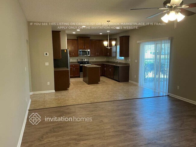 Foto del edificio - 1160 Carmona Pl