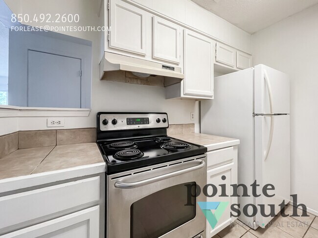 Building Photo - Myrtle Grove *MOVE IN SPECIAL*