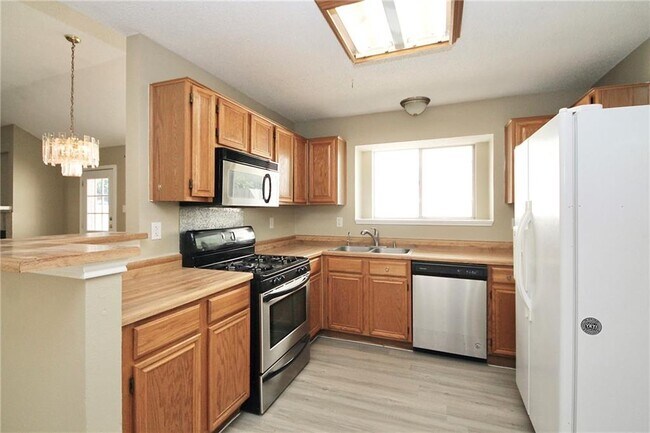 Foto del edificio - 4504 Sojourner St