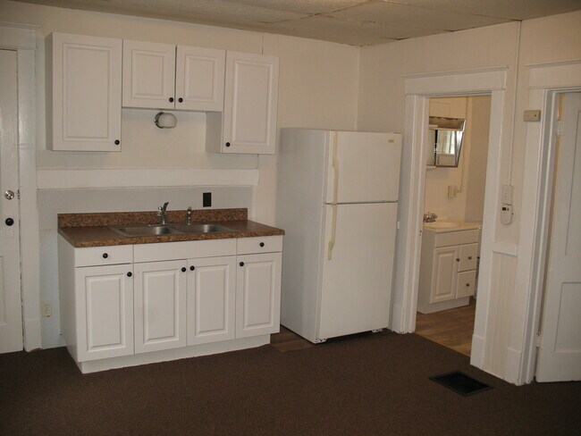 new kitchen cabinetry - 545 E. 22nd St.