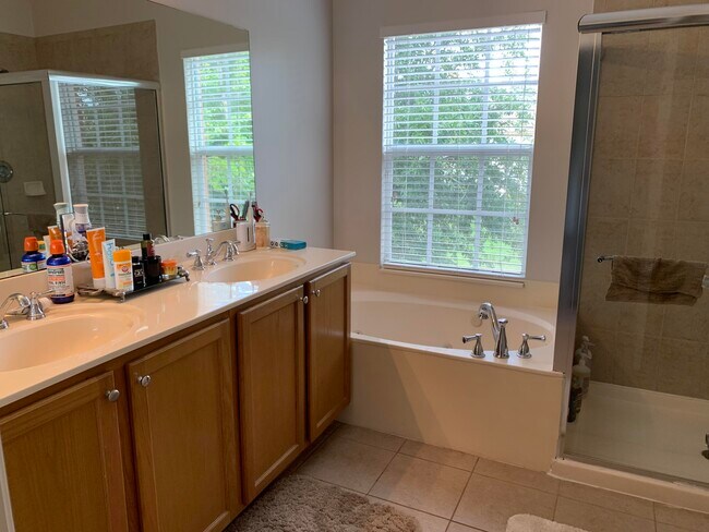 Building Photo - 16137 Poppy Seed Cir