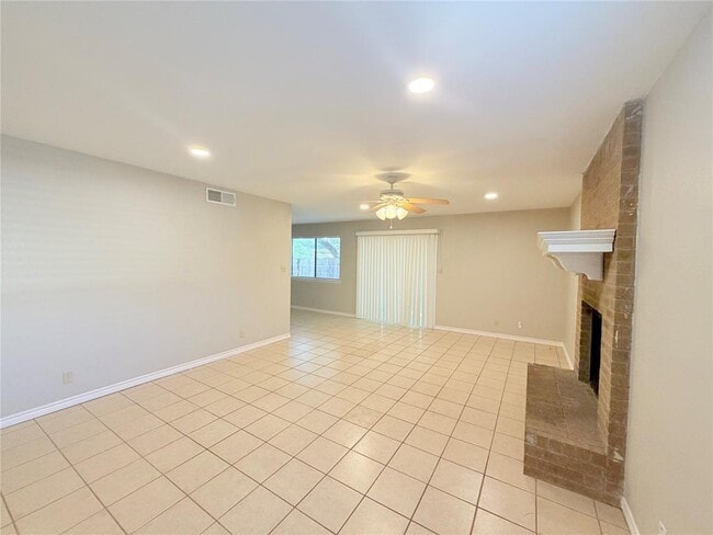 Building Photo - 8806 Cainwood Ln