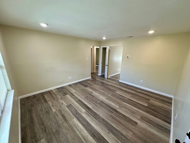 Foto del edificio - 108 Woodhouse Ln