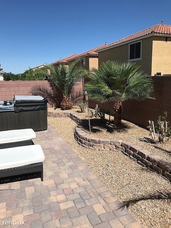 Building Photo - 4 br, 2.5 bath House - 8222 Sorrel Street