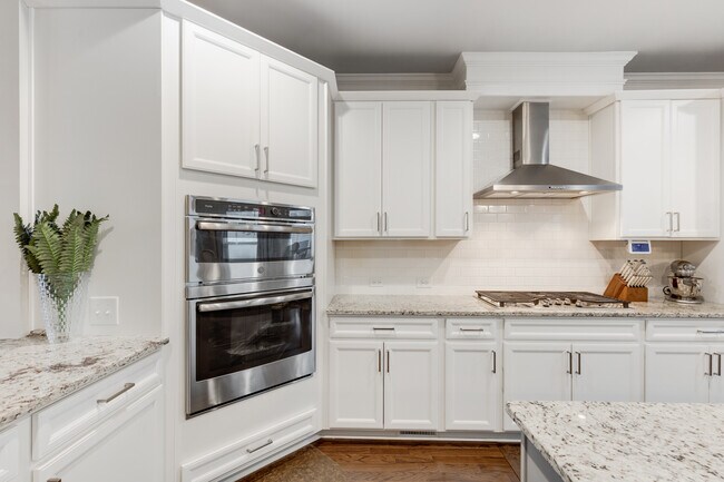 Foto del edificio - 4137 Butler Dr