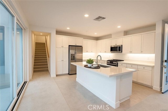 Building Photo - 349 Proctor