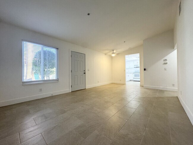 Foto del edificio - AVAILABLE NOW!!! 2 Bedroom / 2 Bath Apartm...
