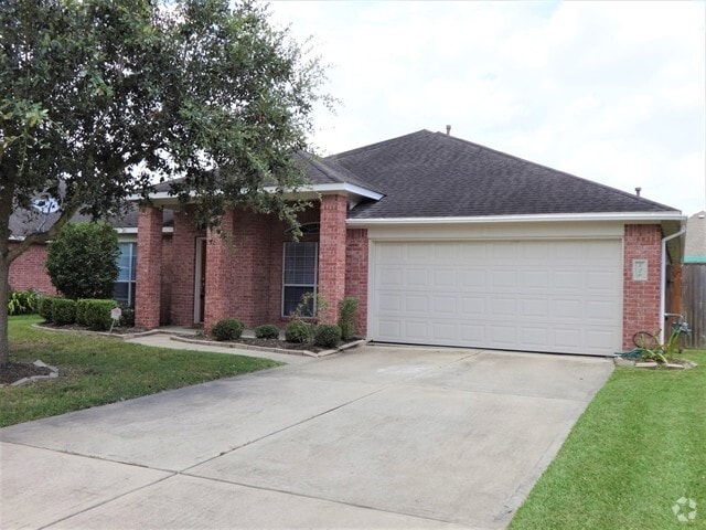 Building Photo - 420 Magnolia Estates Dr