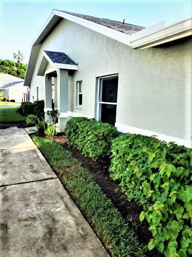 Building Photo - 1749 Royal Cir