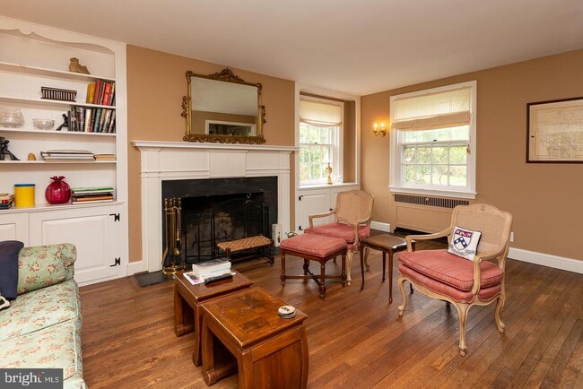 Foto del edificio - 515 Manor Rd