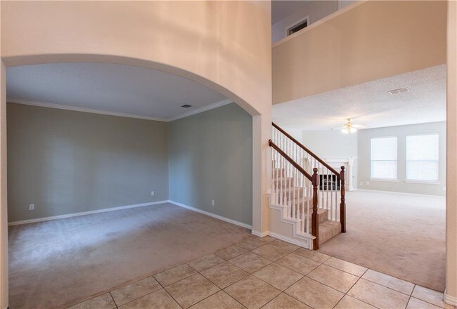 Building Photo - 3605 Aqua Springs Dr
